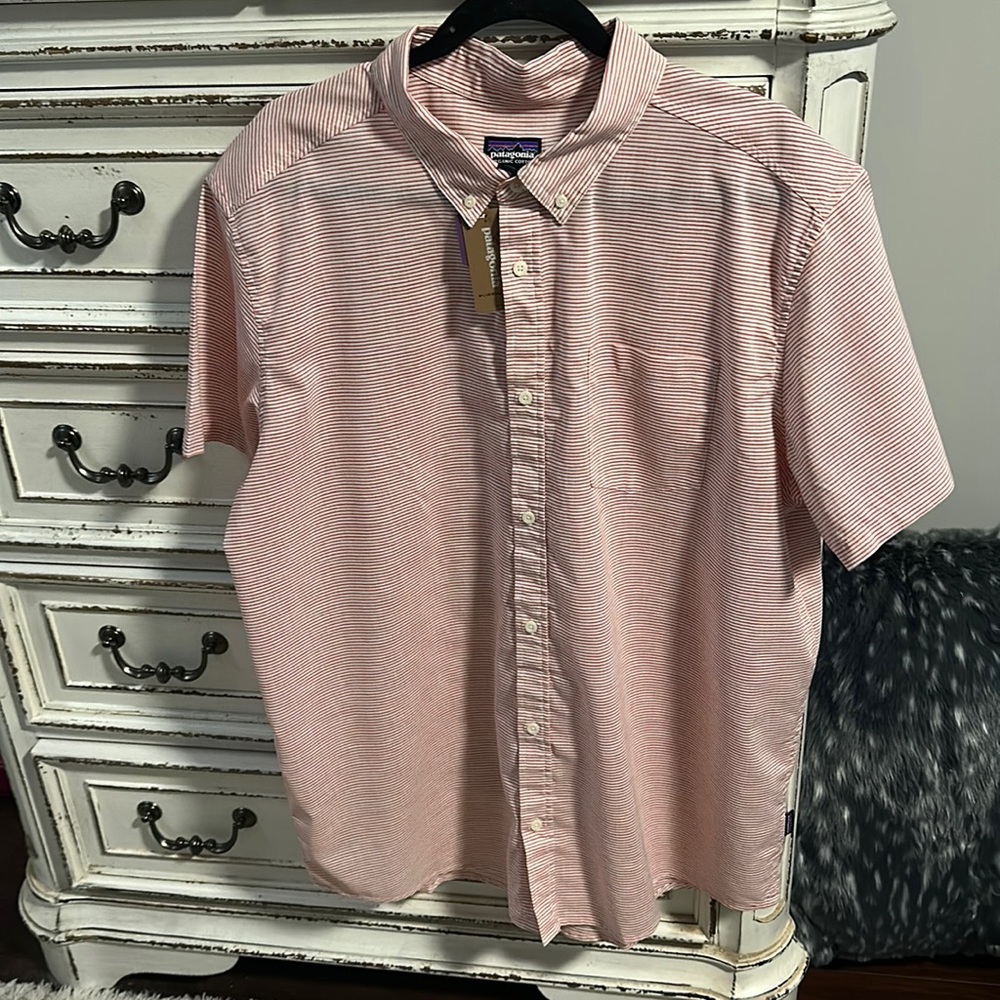 Men’s Patagonia Organic Cotton Striped Button down Shirt New Tags XXL Easter?!